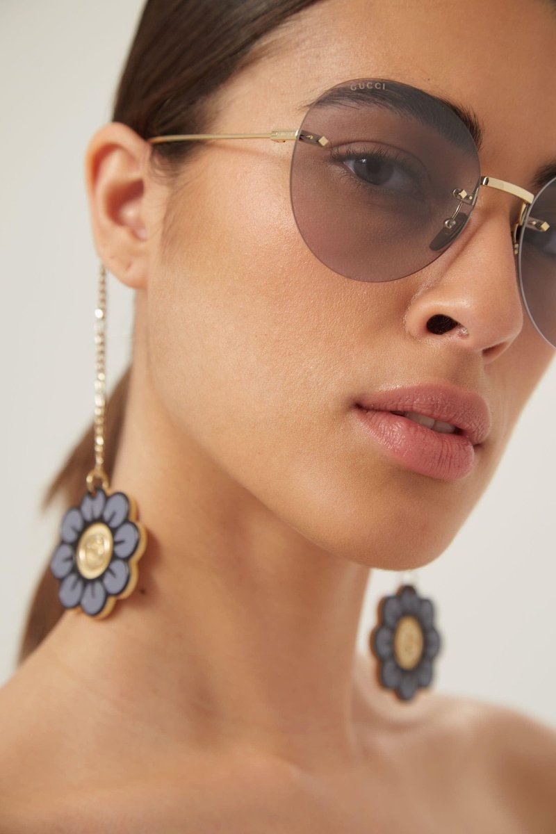 Chain gold round sunglasses with charms – interlocking logo interpreted on heart-shaped removable earrings – LUX VERSE Luxury Designer Fashion Outlet