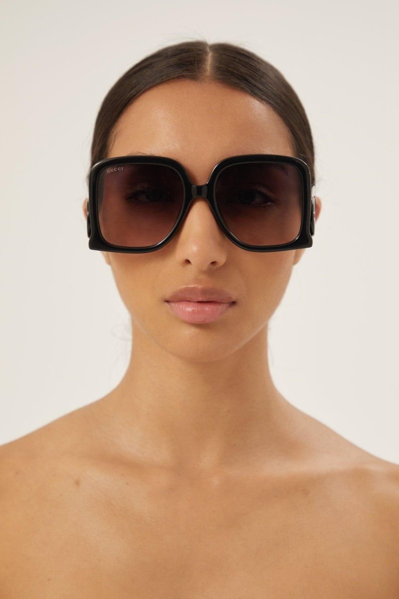 GG1326S black butterfly shape sunglasses – maxi GG Interlocking Logo integrated in both temples – LUX VERSE Luxury Designer Fashion Outlet