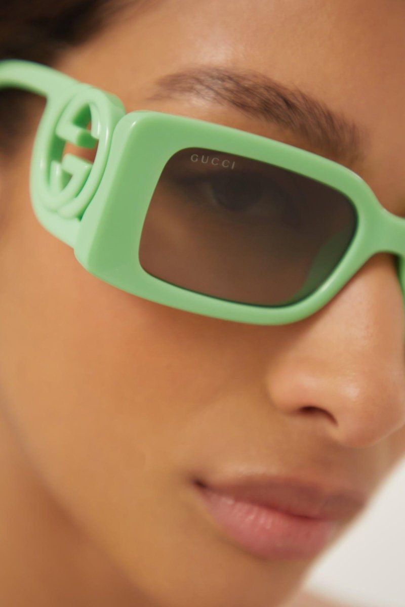 Green bold rectangular sunglasses – maxi GG Interlocking Logo integrated in both temples – LUX VERSE Luxury Designer Fashion Outlet