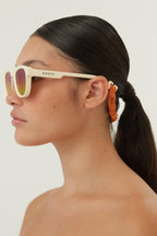Ivory sporty sunglasses – sporty and vintage inspired this wayfarer style is made in full plastic with – LUX VERSE Luxury Designer Fashion Outlet