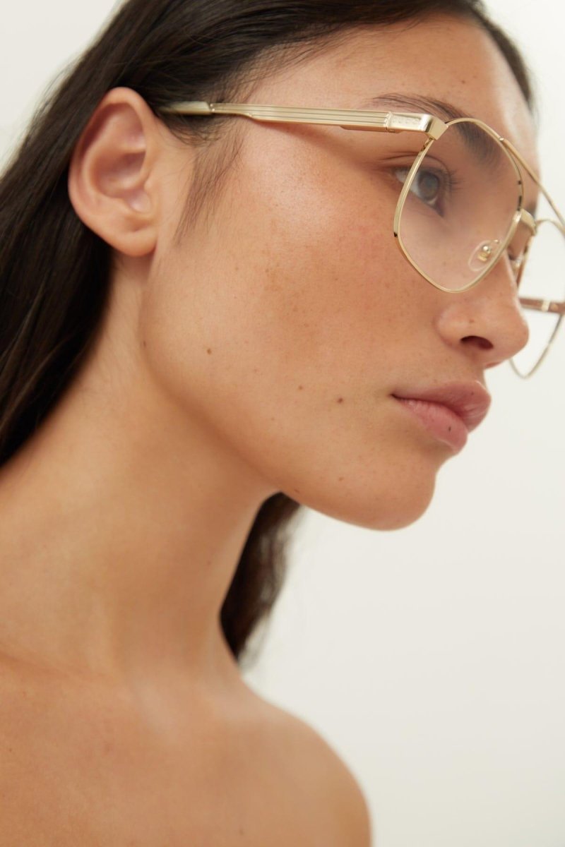 Metal aviator gold frame – a 90s vintage twist characterizes this full metal pilot shape with web detail on – LUX VERSE Luxury Designer Fashion Outlet