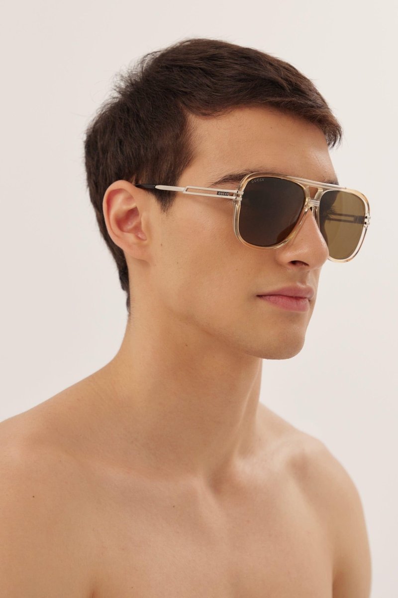 Oversize caravan shape sunglasses – the transparency and shades of the acetate, a recurrent theme in this collection, – LUX VERSE Luxury Designer Fashion Outlet