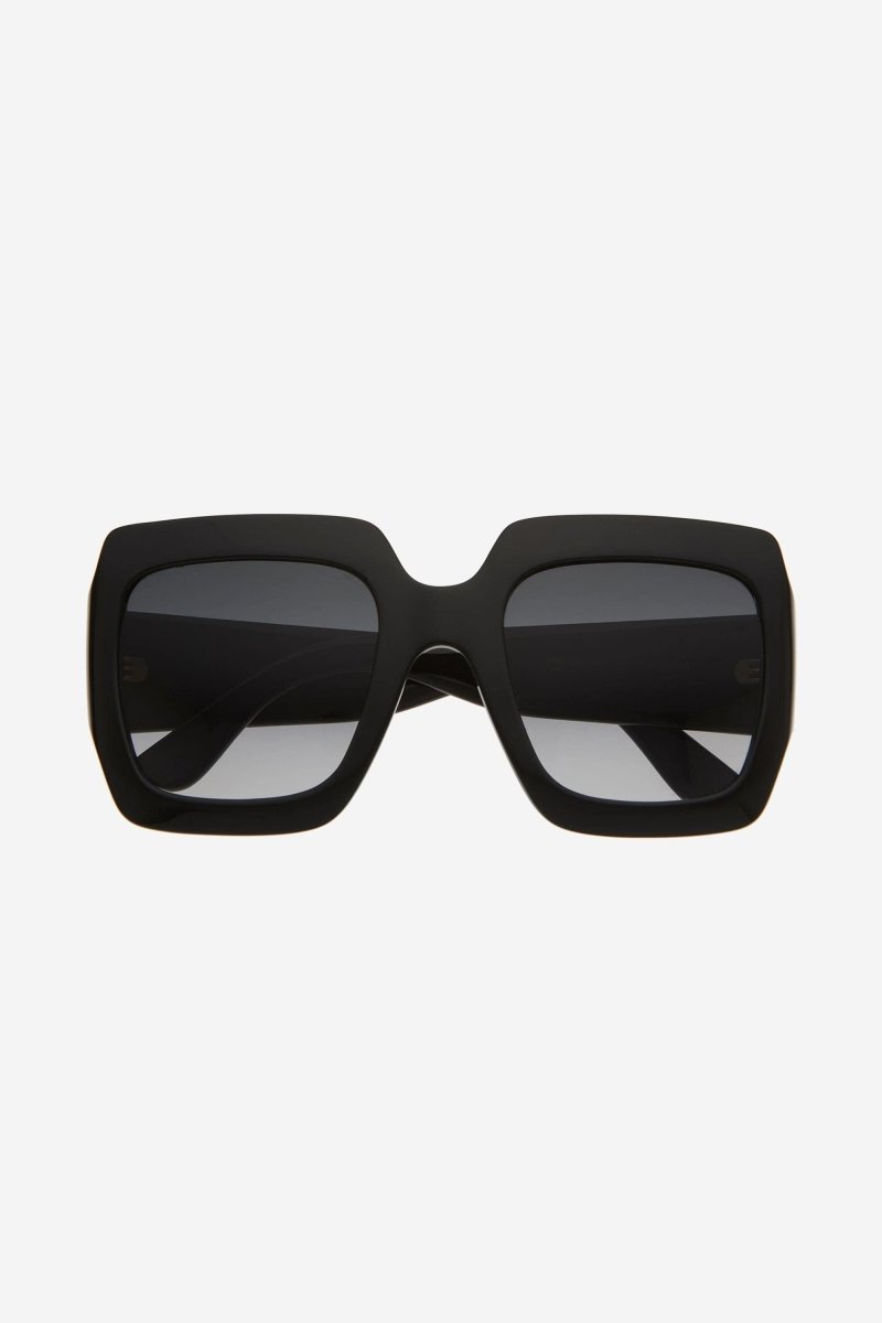 Oversized femenine squared black sunglasses – the big rectangular exclusive shape with a 50’s feeling becomes a classic in black – LUX VERSE Luxury Designer Fashion Outlet