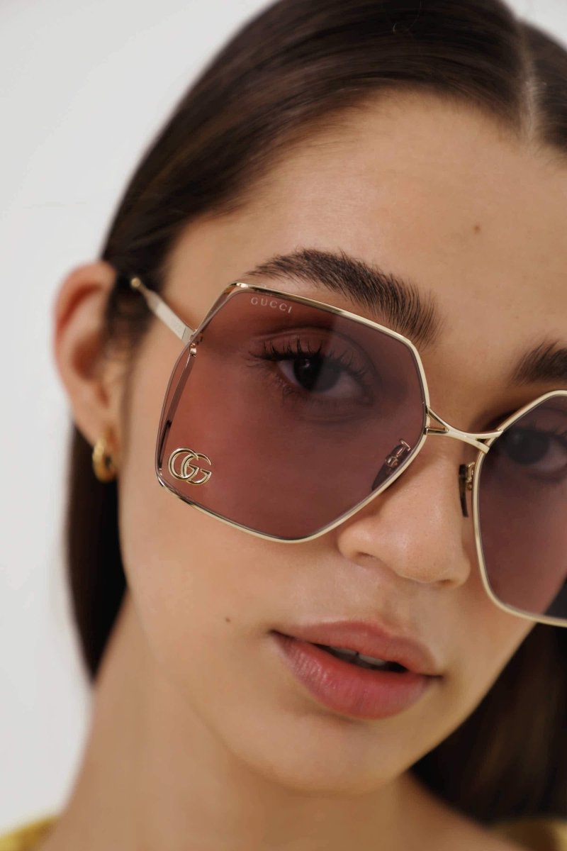 Oversized violet gradiente lenses sunglasses – lettering logo on temples and Running logo pin on lenses on some SKUs – LUX VERSE Luxury Designer Fashion Outlet