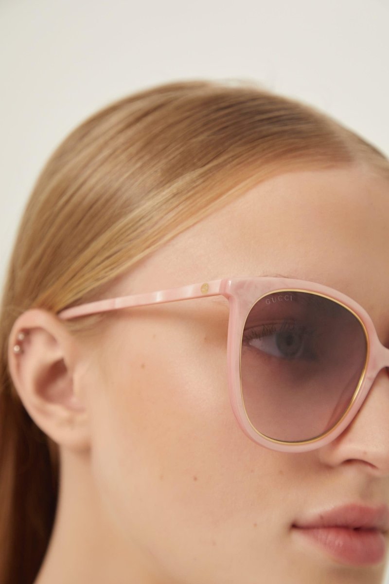 Pink cat-eye sunglasses – it features a metal rim on the front – LUX VERSE Luxury Designer Fashion Outlet