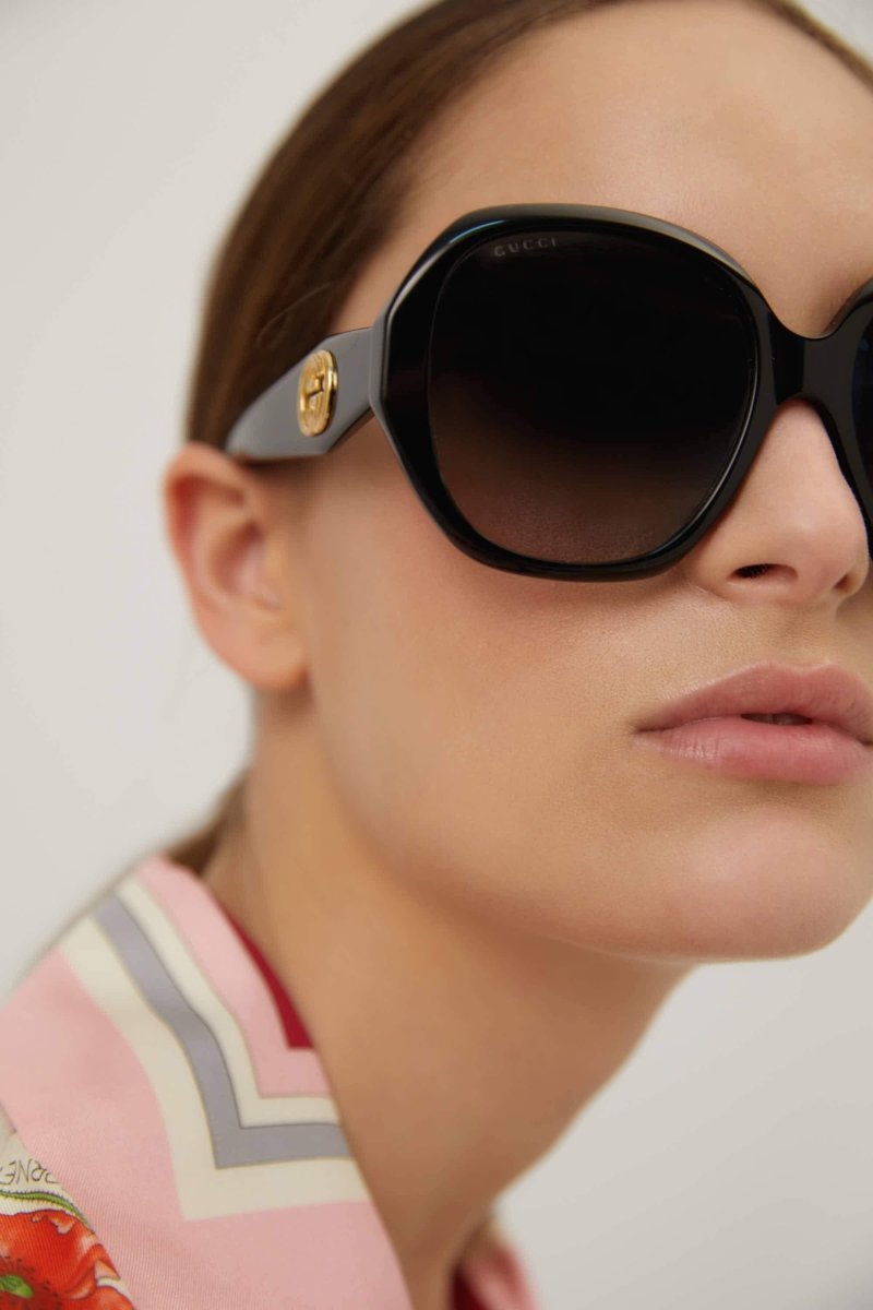 Round black femenine sunglasses – the style is available in elegant classic dark colors as black and a sophisticated – LUX VERSE Luxury Designer Fashion Outlet
