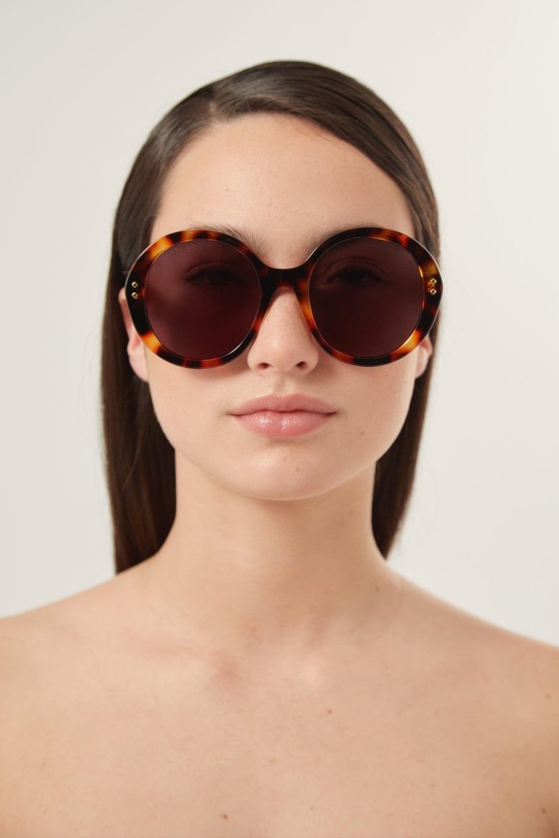 Round havana sunglasses – close your eyes and drift back in time…you’re in Piazza del Popolo in Rome, it’s – LUX VERSE Luxury Designer Fashion Outlet