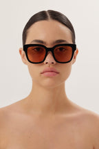 Squared femenine black and ivory sunglasses – inspired by a gender fluid look, translated in a street style effortless look – LUX VERSE Luxury Designer Fashion Outlet