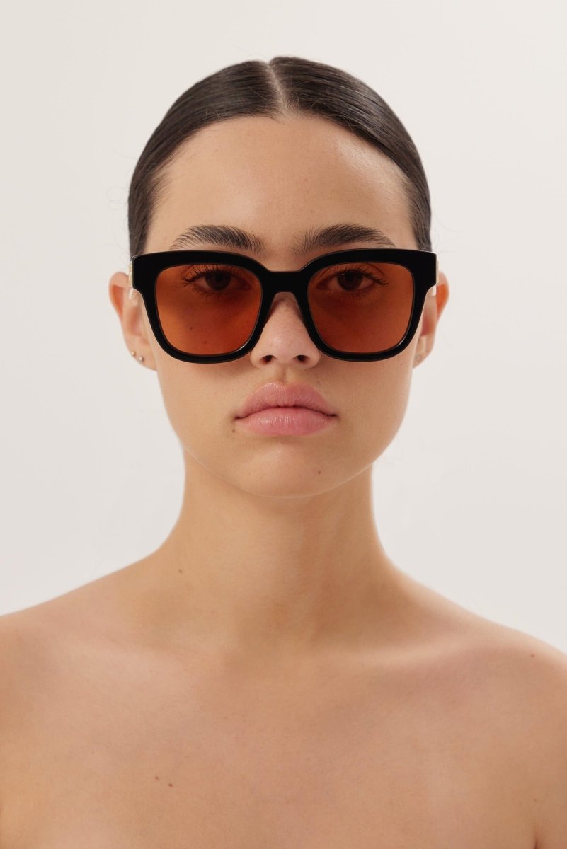 Squared femenine black and ivory sunglasses – inspired by a gender fluid look, translated in a street style effortless look – LUX VERSE Luxury Designer Fashion Outlet