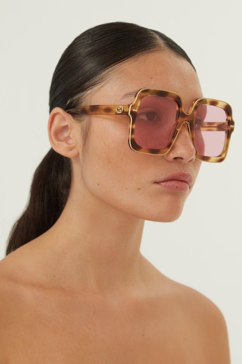 Squared oversize havana and pink sunglasses – colour palette is enriched with beautiful, unexpected coloured havanas – LUX VERSE Luxury Designer Fashion Outlet