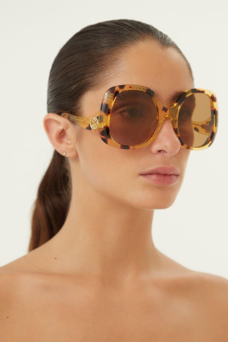 Vintage look havana sunglasses – waves of colour, nuances and shapes bring back an eclectic vintage look – LUX VERSE Luxury Designer Fashion Outlet