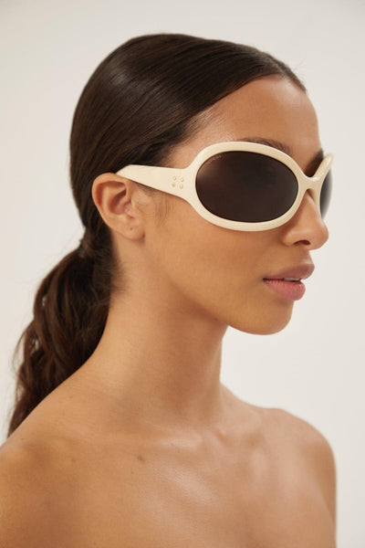 Gucci wrap around ivory sunglasses - LUX VERSE - Luxury designer fashion outlet