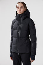 Guyane Short Dalles Down Jacket – the hooded puffer is crafted from recycled longue saison, a nylon fabric notable for – LUX VERSE Luxury Designer Fashion Outlet