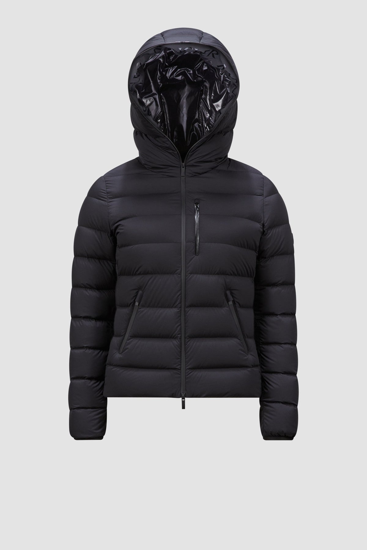 Herbe Short Down Jacket – a hood with shiny logo lettering adds another hint of brand DNA to the puffer jacket – LUX VERSE Luxury Designer Fashion Outlet