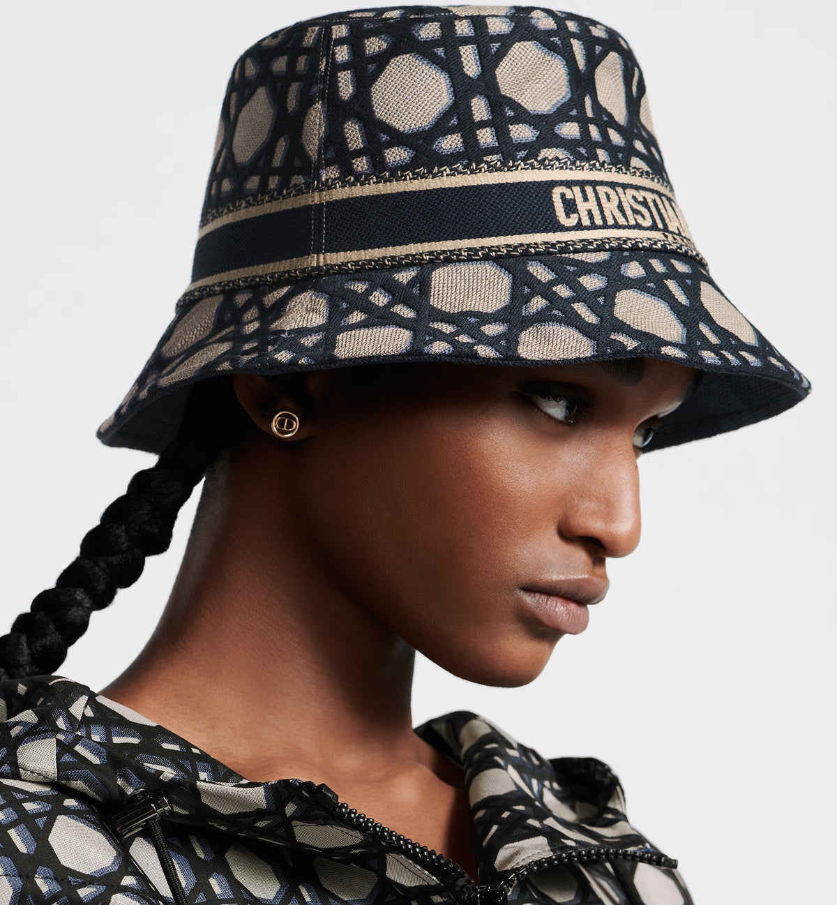 D-Bobby Macrocannage Small Brim Bucket Hat – the D-Bobby bucket hat is crafted in beige and blue technical cotton fully – LUX VERSE Luxury Designer Fashion Outlet