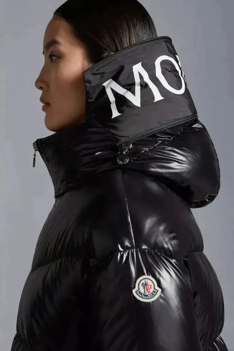 Huppe Short Down Jacket – bold volumes and logo lettering characterise the Huppe short down jacket from the – LUX VERSE Luxury Designer Fashion Outlet