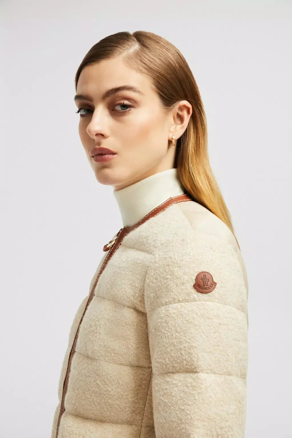 Serinde Short Down Jacket – the Belcastel down jacket is crafted from luxurious teddy, a material that adds – LUX VERSE Luxury Designer Fashion Outlet