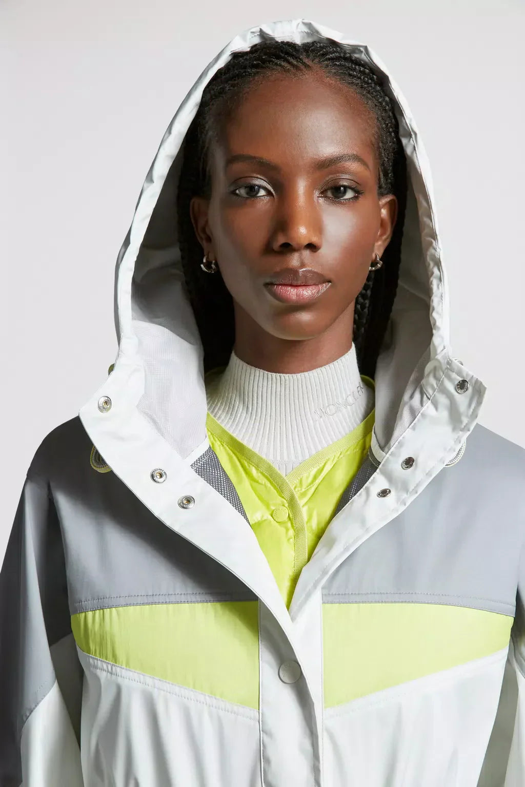 Biante Parka – lightweight and functional, the Mantio parka is crafted from taffeta – LUX VERSE Luxury Designer Fashion Outlet
