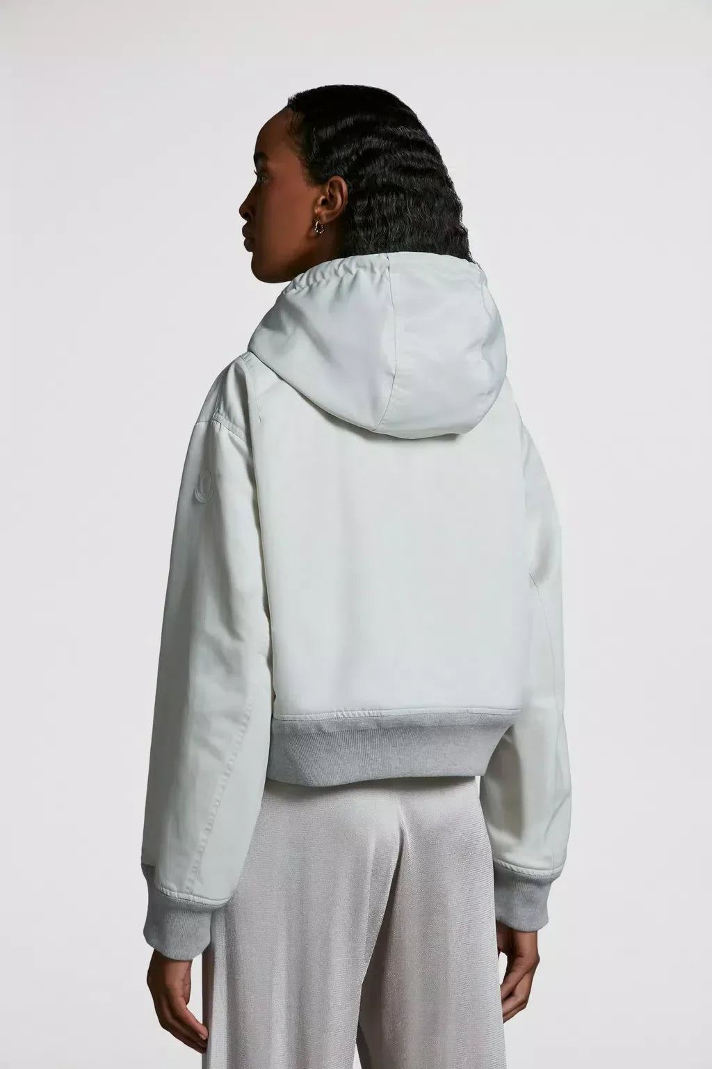 Briseo Satin Bomber Jacket – emblematic of comfortable elegance, the Corinto down jacket is characterized – LUX VERSE Luxury Designer Fashion Outlet
