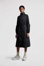 Lins Parka – gold-toned buttons provide the finishing touches – LUX VERSE Luxury Designer Fashion Outlet