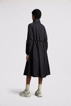Lins Parka – gold-toned buttons provide the finishing touches – LUX VERSE Luxury Designer Fashion Outlet