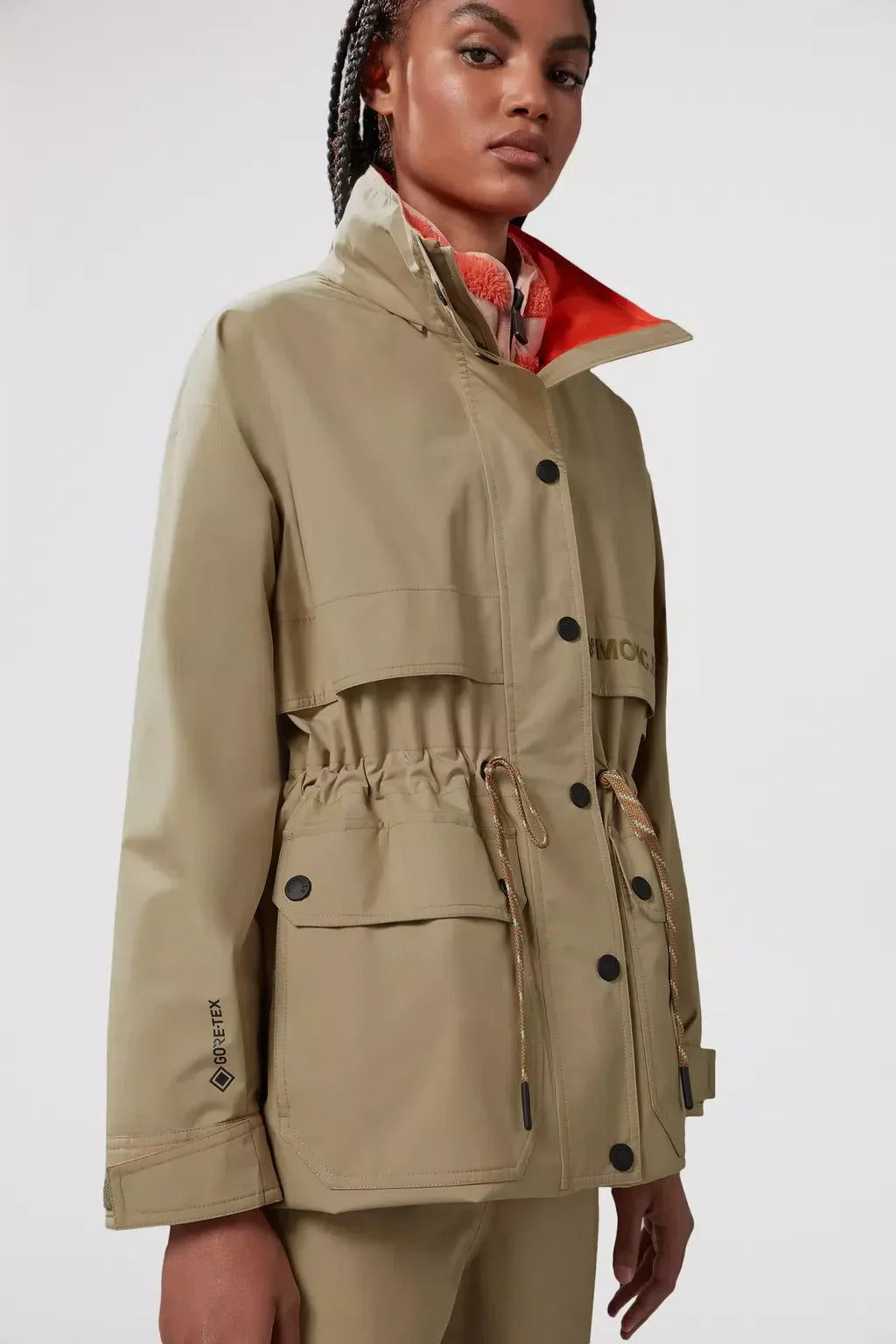 Seigne Shell Jacket – the practical jacket is finished with a pull-out hood and water-repellent zippers – LUX VERSE Luxury Designer Fashion Outlet