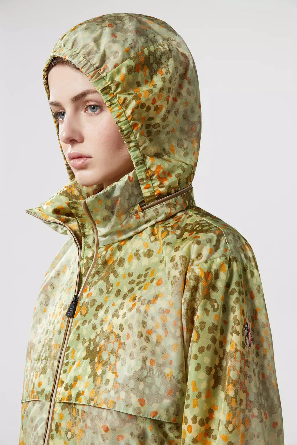 Folyeres Shell Jacket – crafted from nylon, the jacket features micro mesh lining that enhances its – LUX VERSE Luxury Designer Fashion Outlet