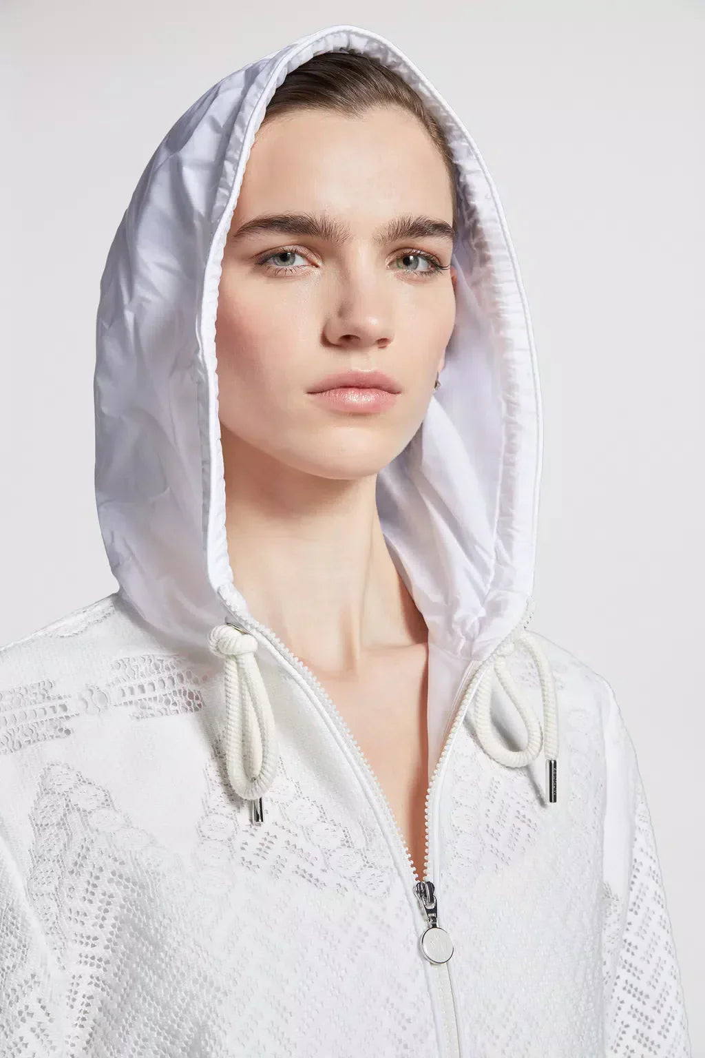 Leimone Hooded Jacket – a style that goes from summers in the city to seaside resorts, the Leimone jacket is – LUX VERSE Luxury Designer Fashion Outlet