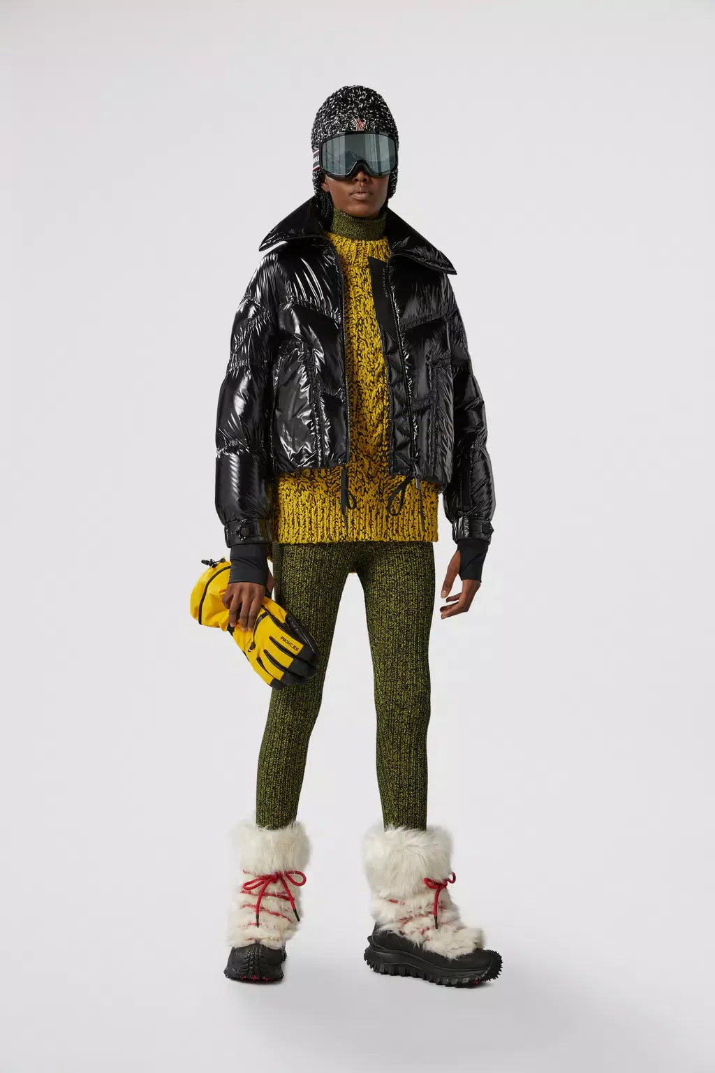Cluses Short Down Jacket – crafted from nylon laqué Nylon lining Down-filled Zipper closure External snap – LUX VERSE Luxury Designer Fashion Outlet