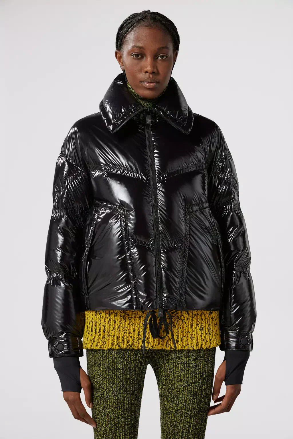 Cluses Short Down Jacket – the puffer jacket is part of the Grenoble collection for women – LUX VERSE Luxury Designer Fashion Outlet