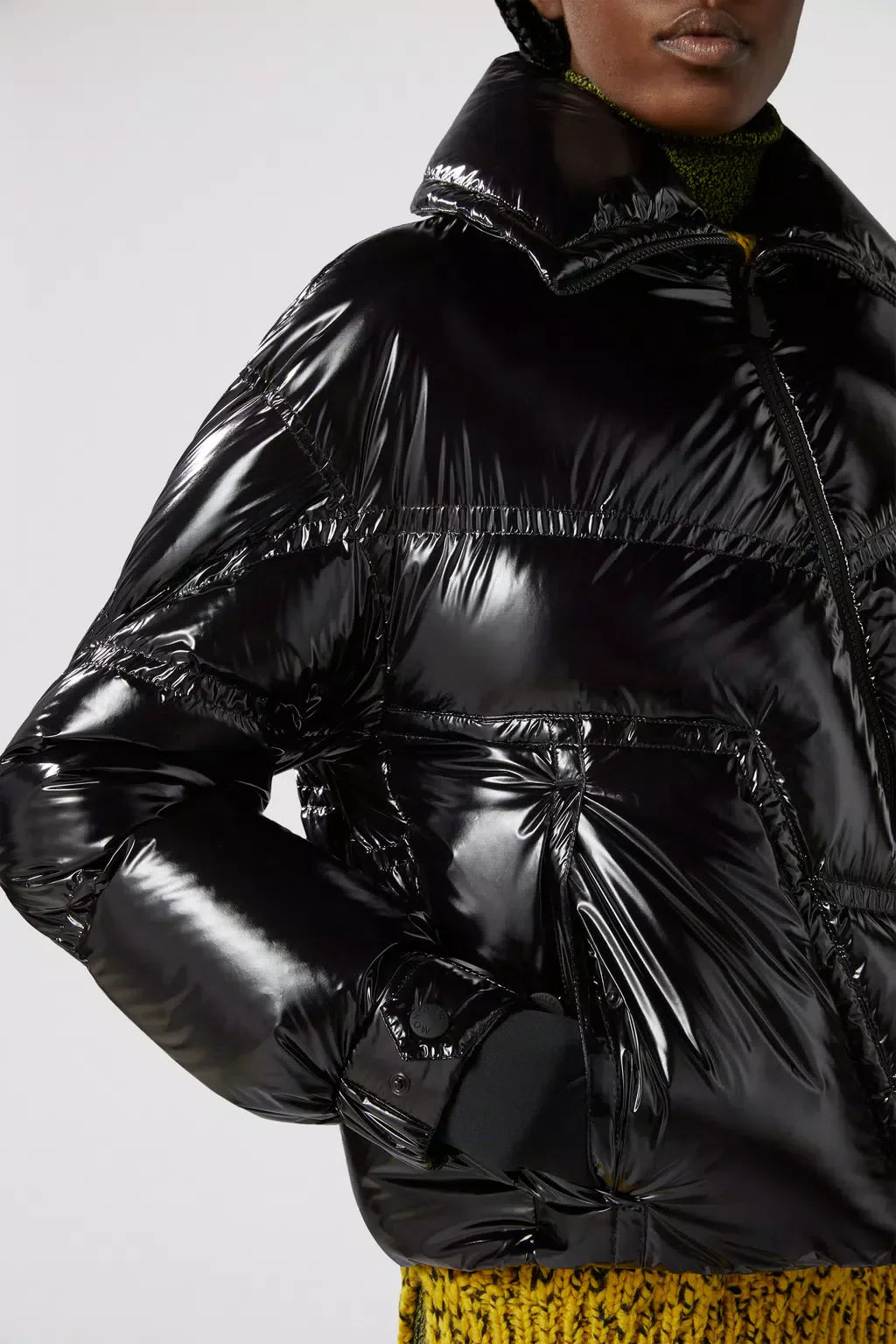 Cluses Short Down Jacket – crafted from tech poplin, the Cluses down jacket is embellished with teddy fleece – LUX VERSE Luxury Designer Fashion Outlet