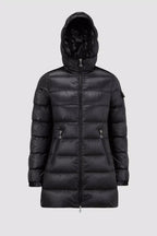 Glements Mid-Length Down Jacket – a contemporary mid-length design, the Glements down jacket comes in a streamlined, – LUX VERSE Luxury Designer Fashion Outlet