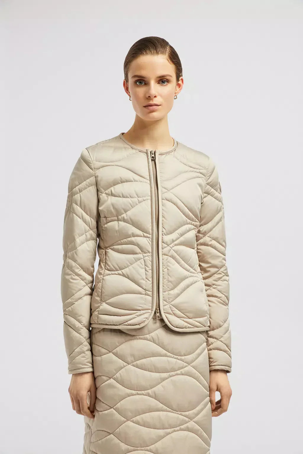 Pyrope Short Down Jacket – crafted from recycled polyester, the short puffer boasts geometric quilting – LUX VERSE Luxury Designer Fashion Outlet