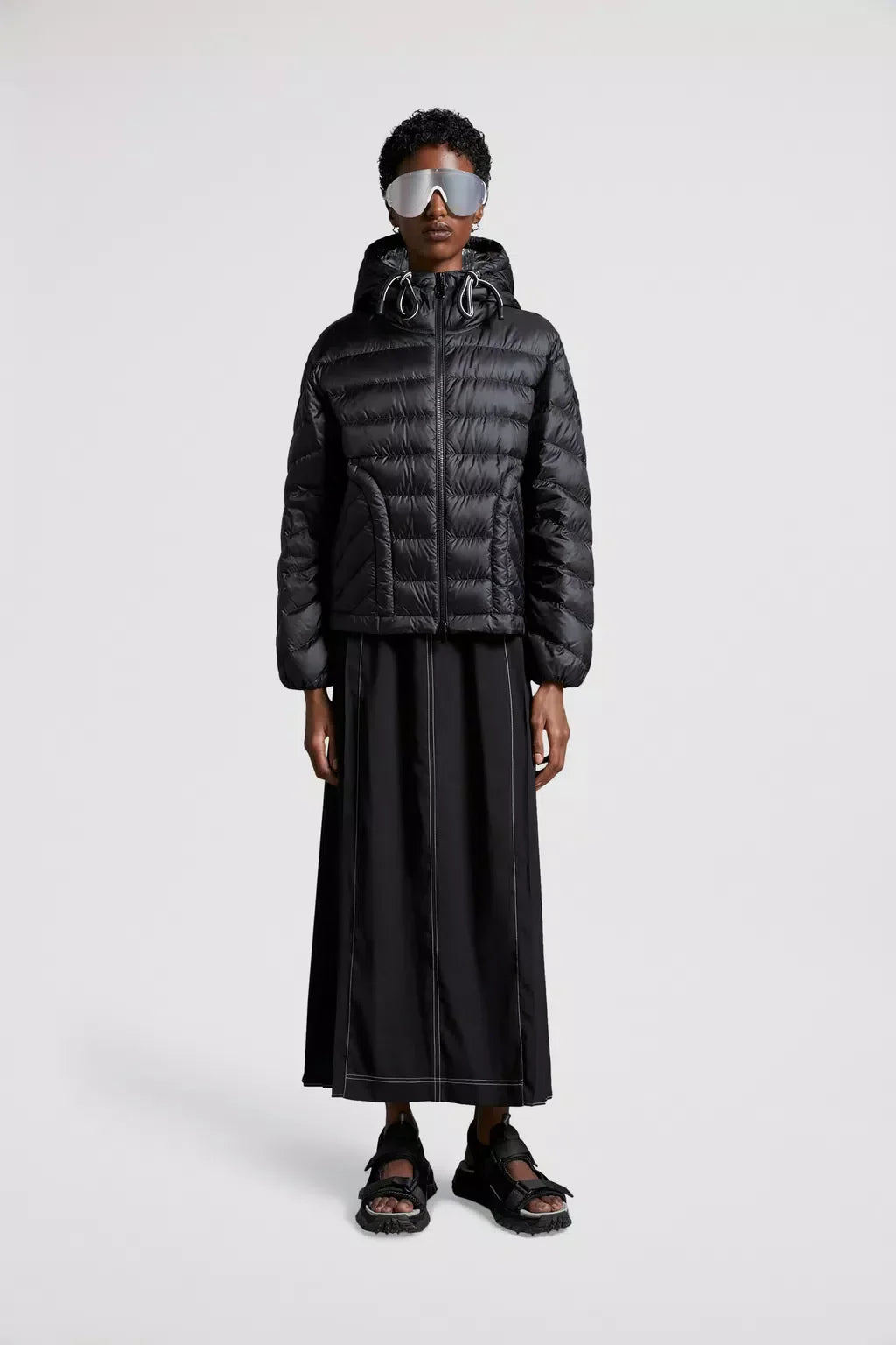Delfo Short Down Jacket – crafted from longue saison Coated lightweight ripstop lining Down-filled Hood Zipper – LUX VERSE Luxury Designer Fashion Outlet