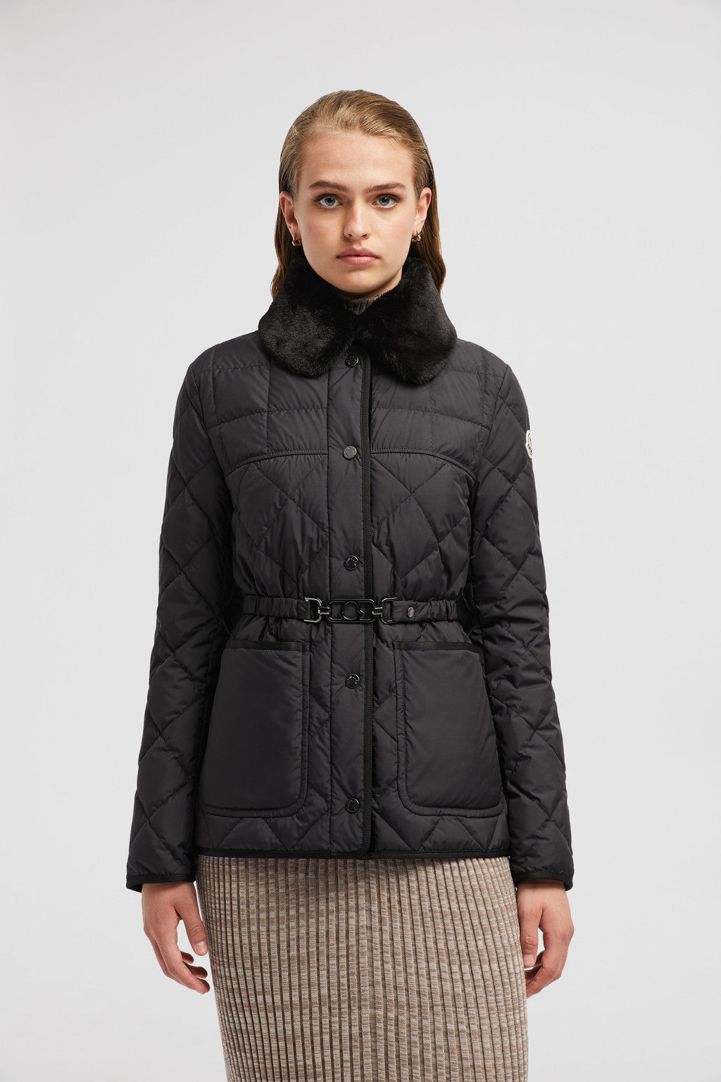 Cygne Short Down Jacket – crafted from recycled polyester, the short puffer boasts geometric quilting – LUX VERSE Luxury Designer Fashion Outlet