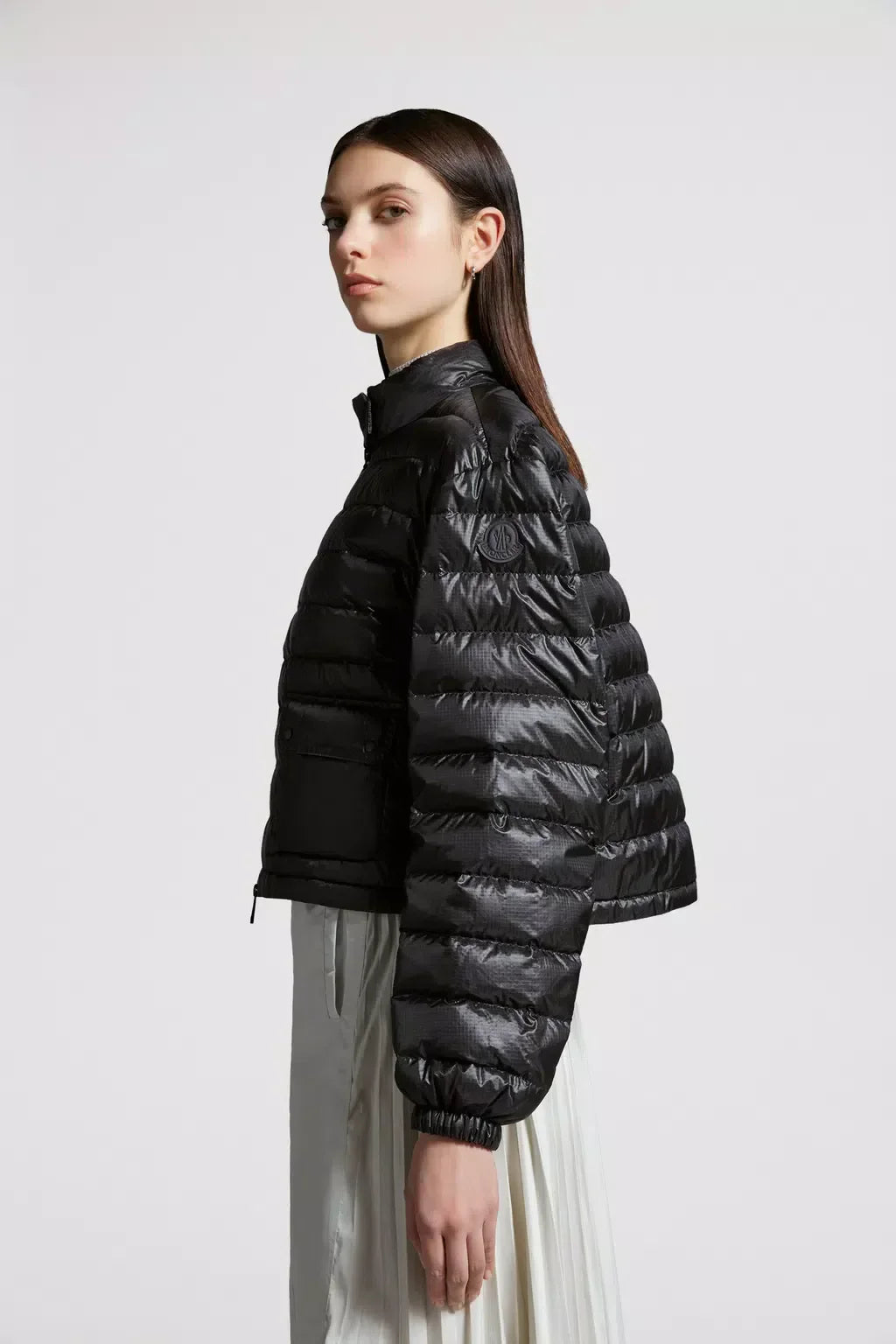 Morelans Short Down Jacket – the short puffer plays with geometry: having the classic boudin quilting enlivened – LUX VERSE Luxury Designer Fashion Outlet