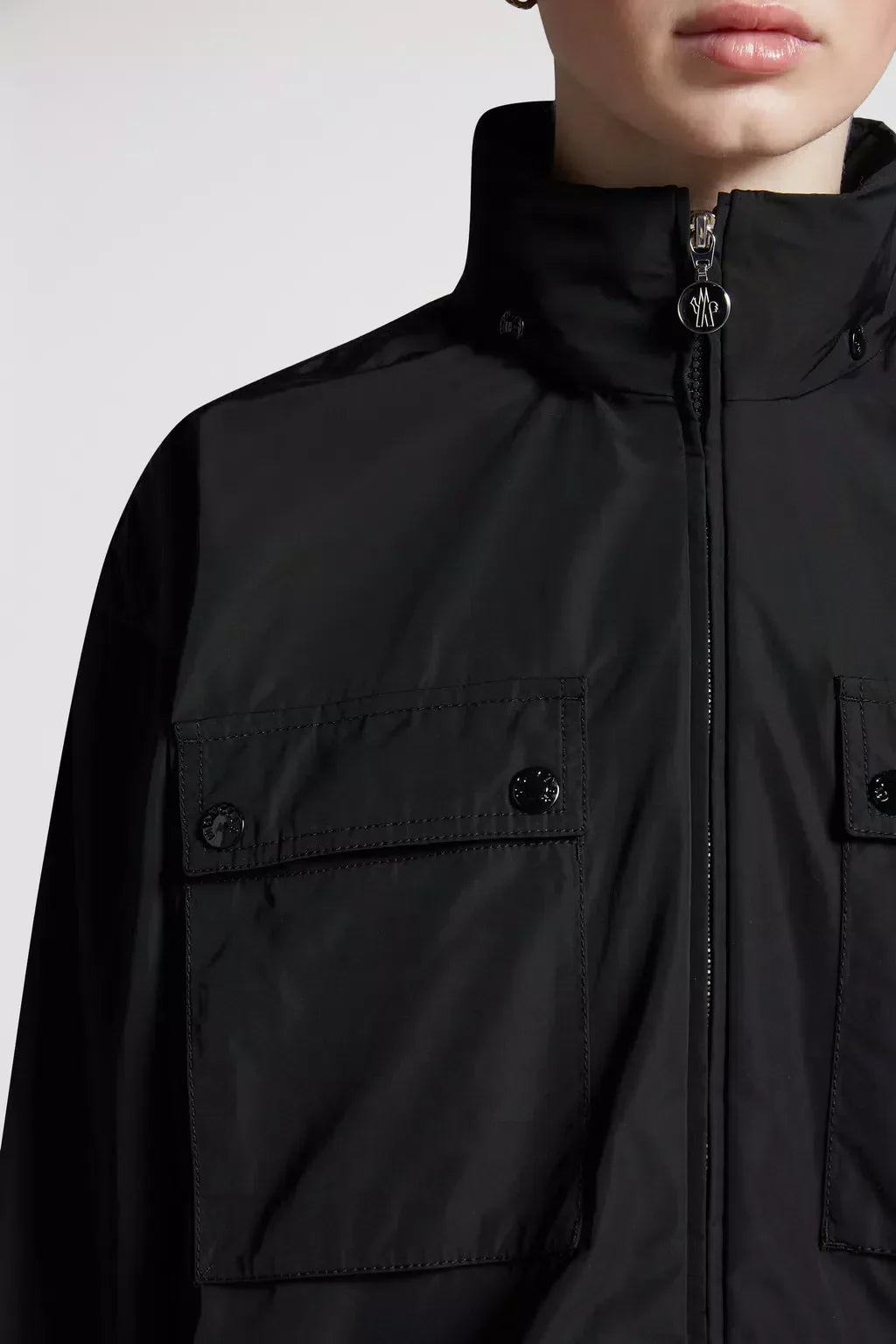 Leda Parka – the cropped jacket is enhanced with breathable mesh lining and practical patch – LUX VERSE Luxury Designer Fashion Outlet