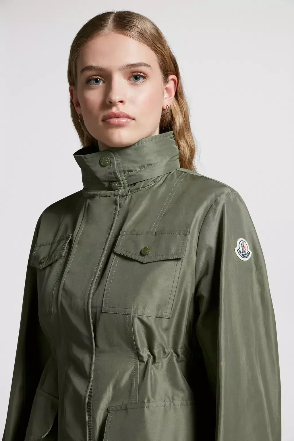 Ilo Field Jacket – designed for sophisticated women with a timeless style, the Cygne down jacket is – LUX VERSE Luxury Designer Fashion Outlet