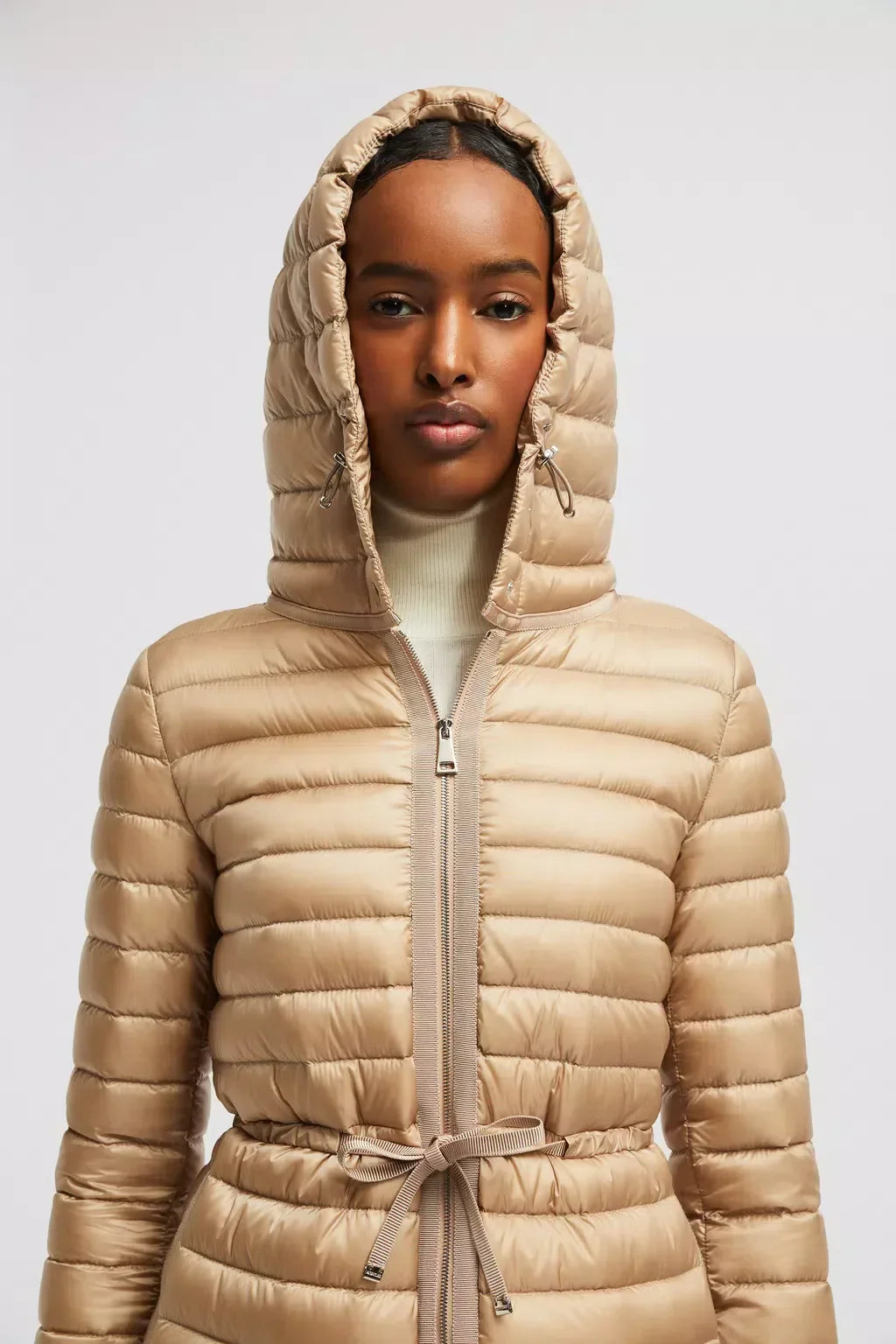 Moncler Raie Short Down Jacket – crafted from nylon léger Nylon léger lining Grosgrain trim Down-filled Hood with – LUX VERSE Luxury Designer Fashion Outlet