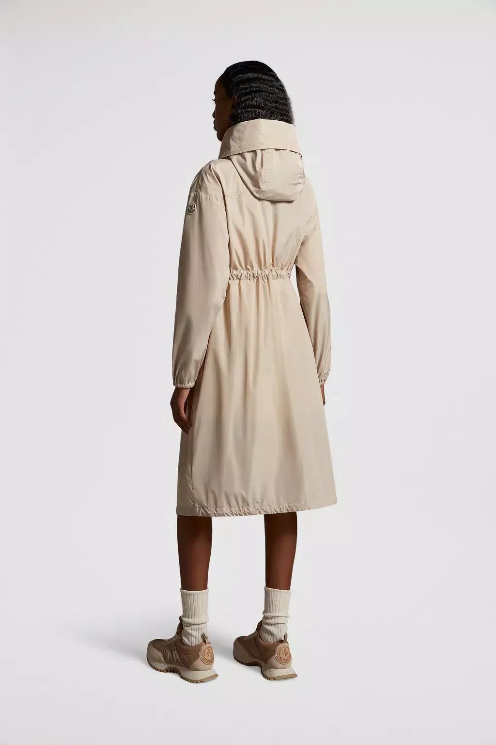 Mantio Parka – designed with supreme wearability in mind, drawstring fastening on the waist adapts – LUX VERSE Luxury Designer Fashion Outlet