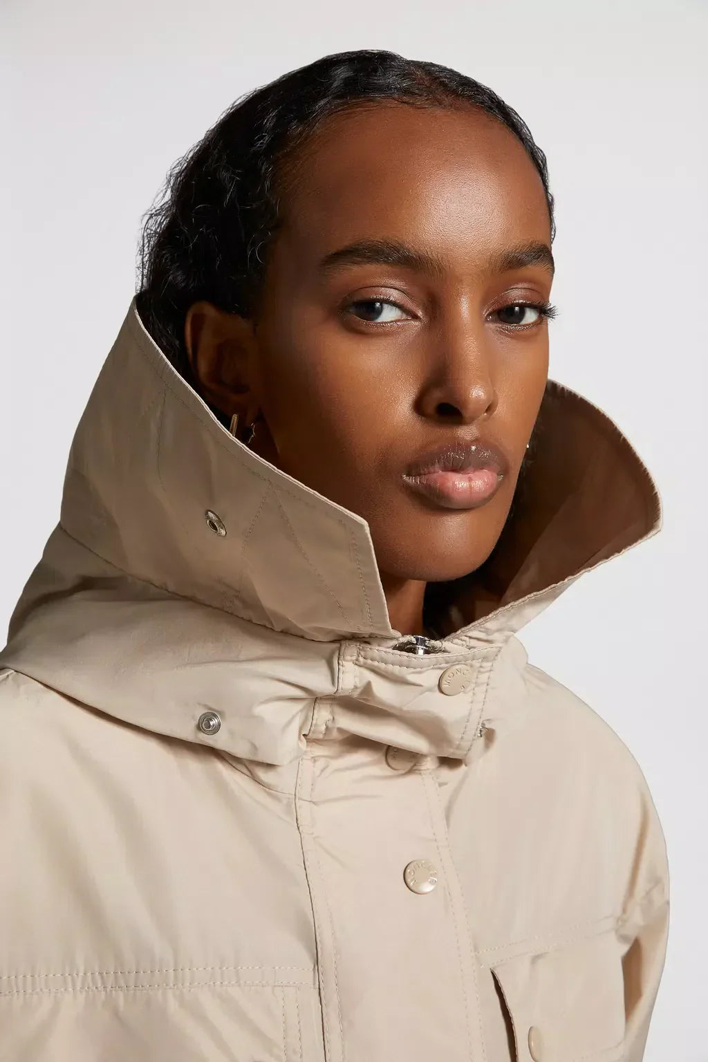 Mantio Parka – designed with supreme wearability in mind, drawstring fastening on the waist adapts – LUX VERSE Luxury Designer Fashion Outlet