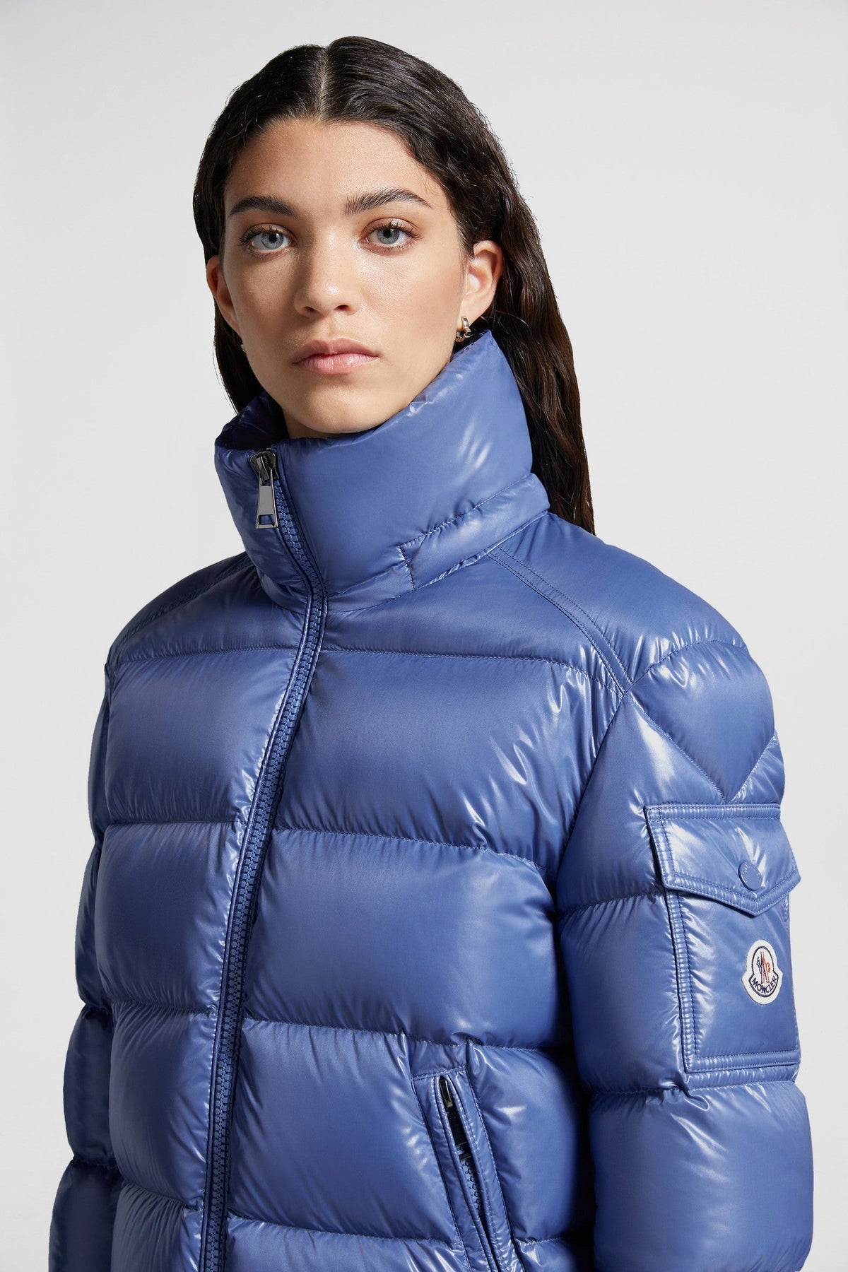 Moncler Maire Short Down Jacket – this down jacket features comfortable lines and is crafted in resistant nylon laqué – LUX VERSE Luxury Designer Fashion Outlet
