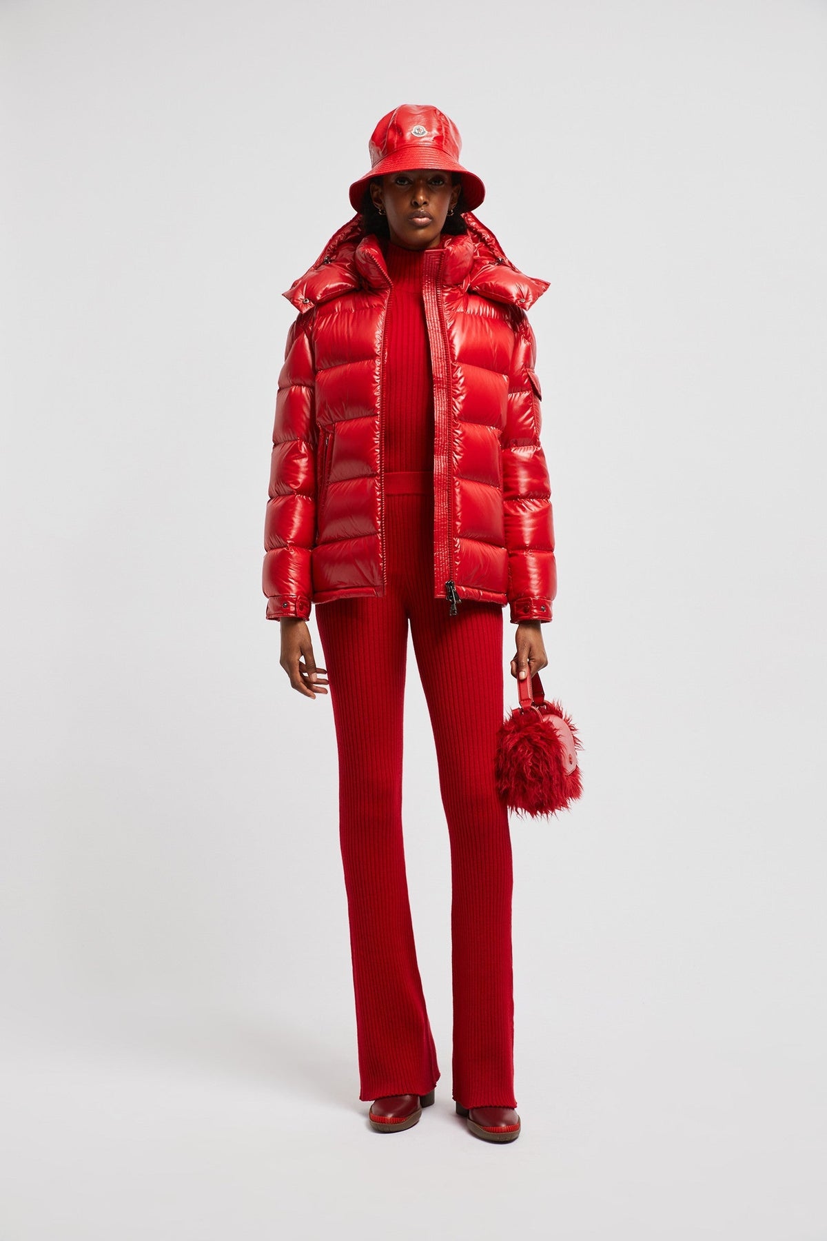 Moncler Maire Short Down Jacket – the short puffer jacket showcases a timeless design with a detachable hood and – LUX VERSE Luxury Designer Fashion Outlet