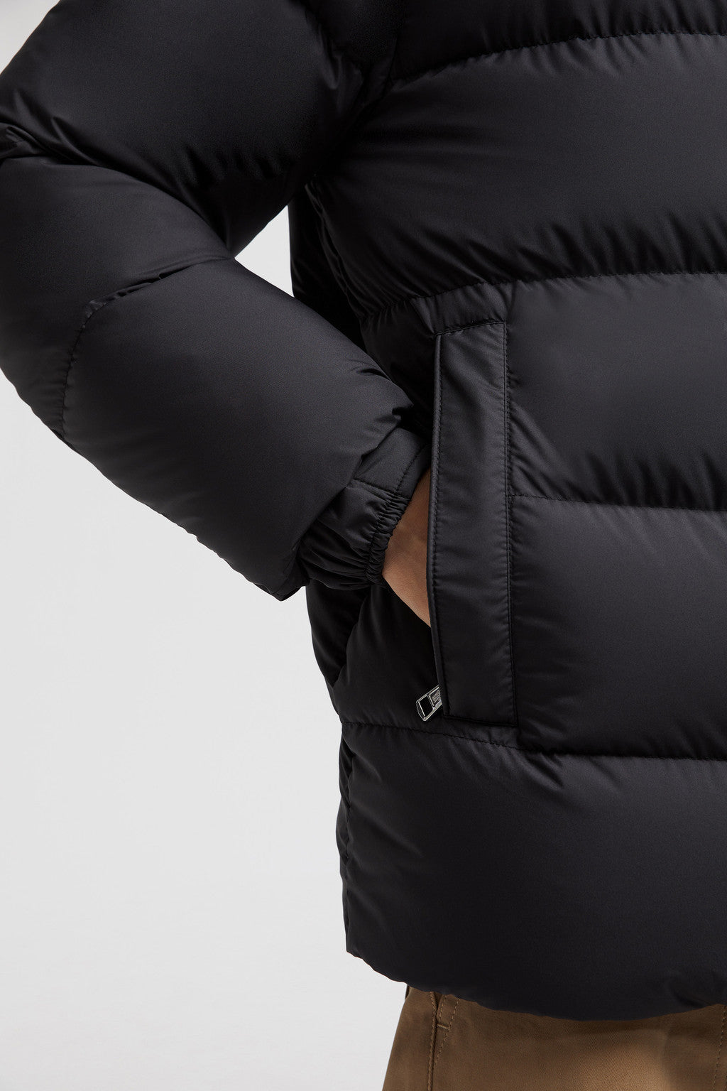 Maya 70 Short Down Jacket – designed also for women for 70th anniversary, the iconic Maya is refreshed in new – LUX VERSE Luxury Designer Fashion Outlet