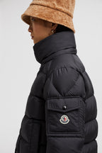 Maya 70 Short Down Jacket – a timeless design that transcends seasons and trends, the short puffer jacket – LUX VERSE Luxury Designer Fashion Outlet