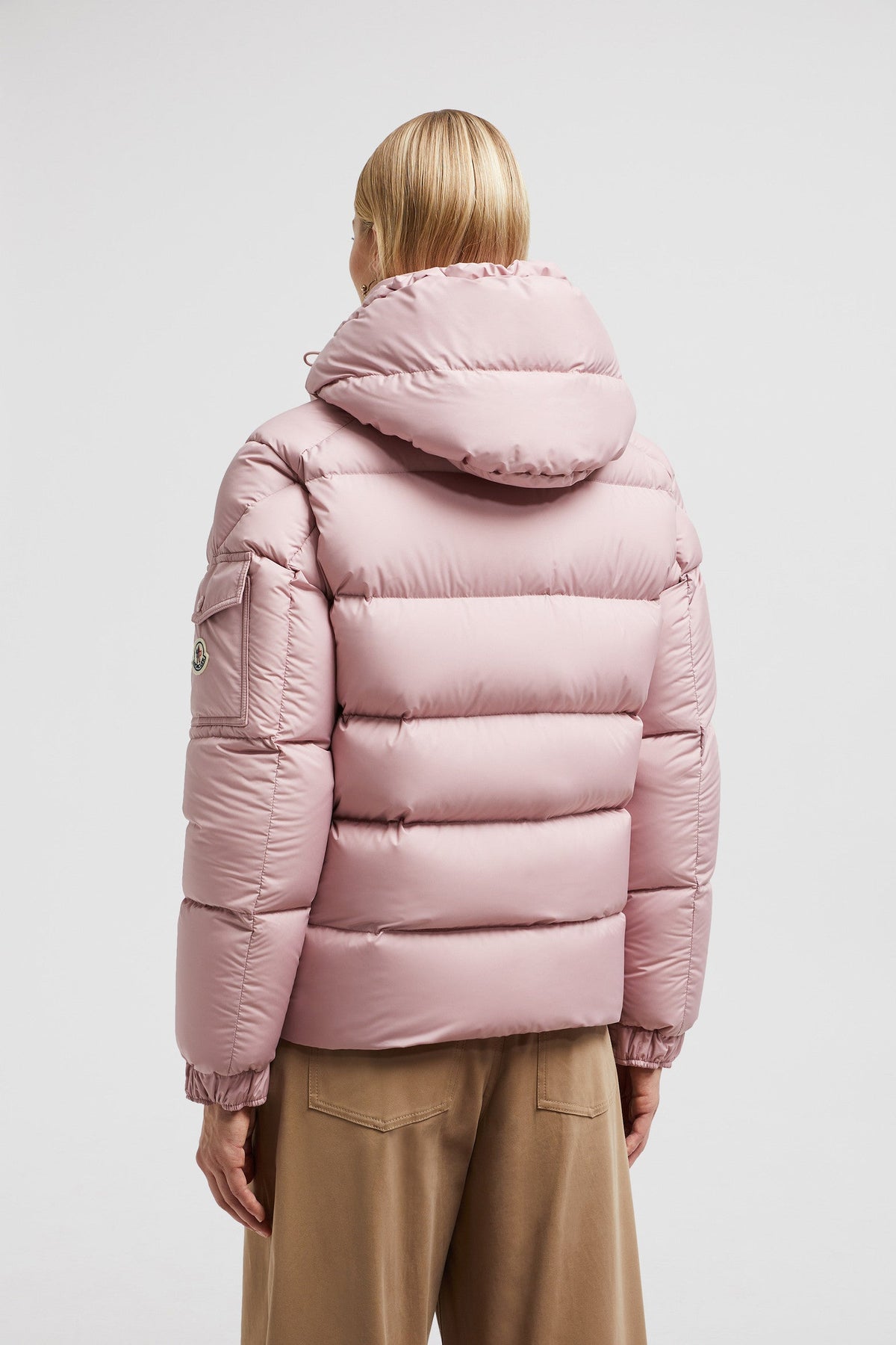 Maya 70 Short Down Jacket – emblematic of brand DNA, the down jacket is crafted in matt fabrics with iconic – LUX VERSE Luxury Designer Fashion Outlet