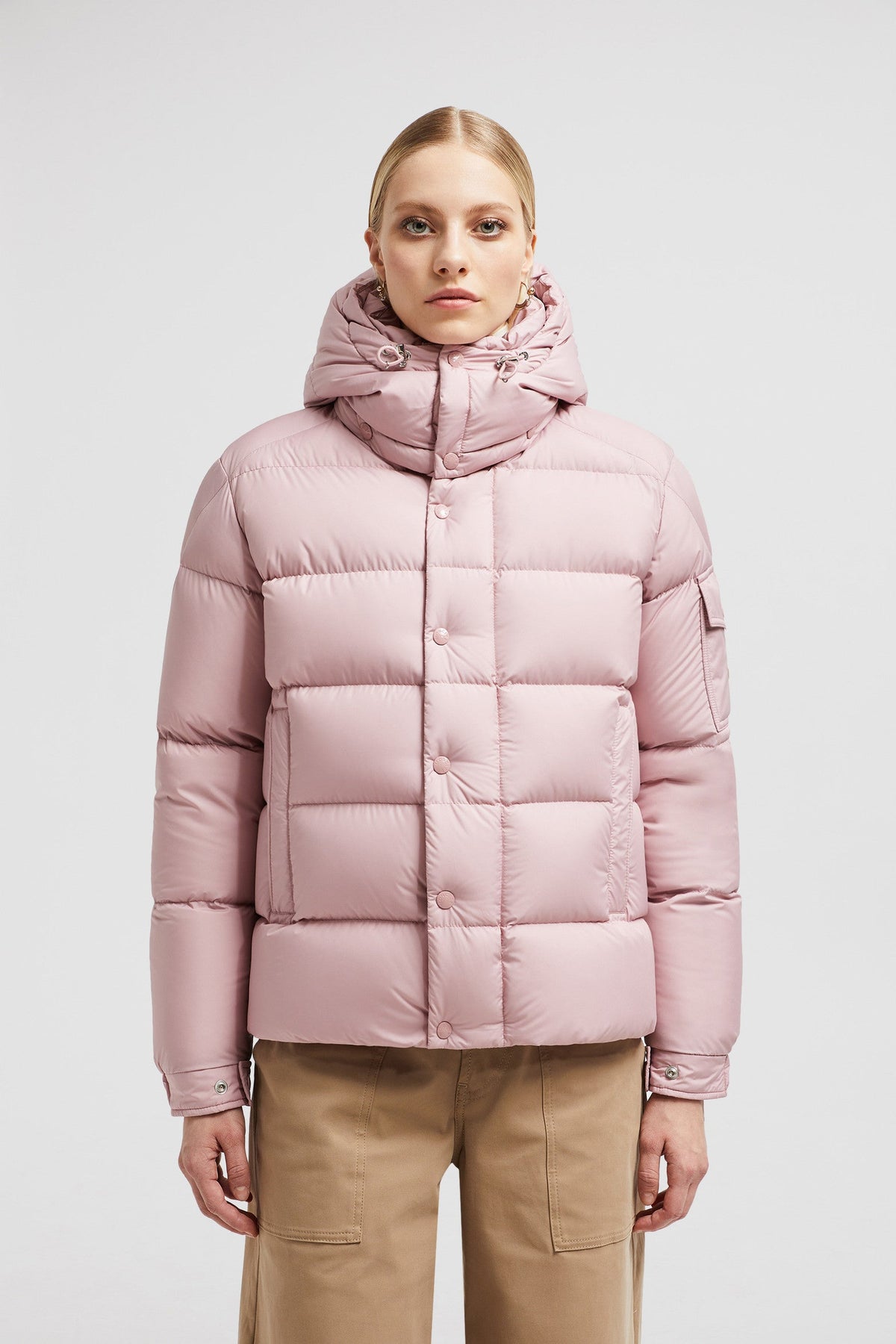 Maya 70 Short Down Jacket – emblematic of brand DNA, the down jacket is crafted in matt fabrics with iconic – LUX VERSE Luxury Designer Fashion Outlet