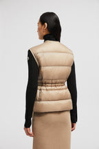 Nai Down Vest – crafted from longue saison Longue saison lining Down-filled Zipper closure Zipped – LUX VERSE Luxury Designer Fashion Outlet