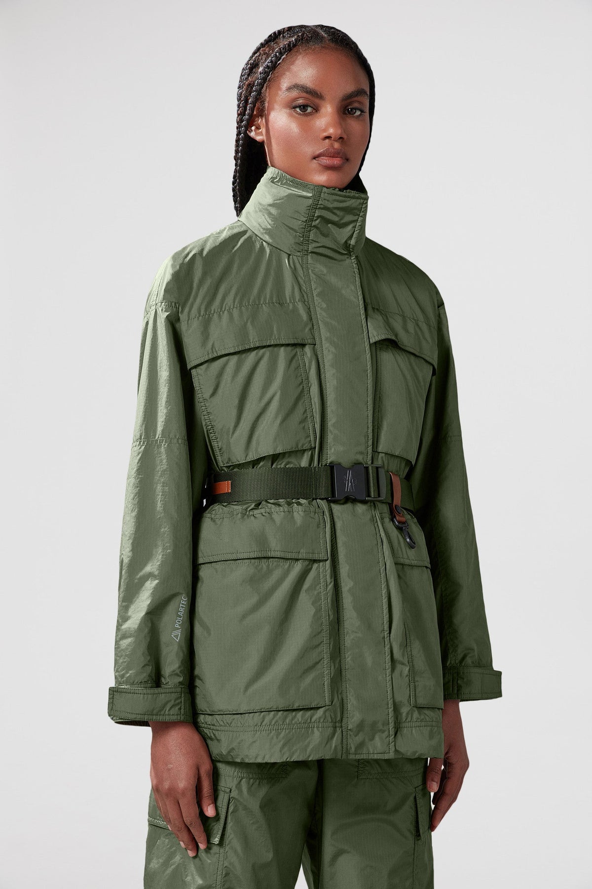 Nuvolau Field Jacket – multi-functional: the practical puffer boasts pull-out gloves and is packable- – LUX VERSE Luxury Designer Fashion Outlet