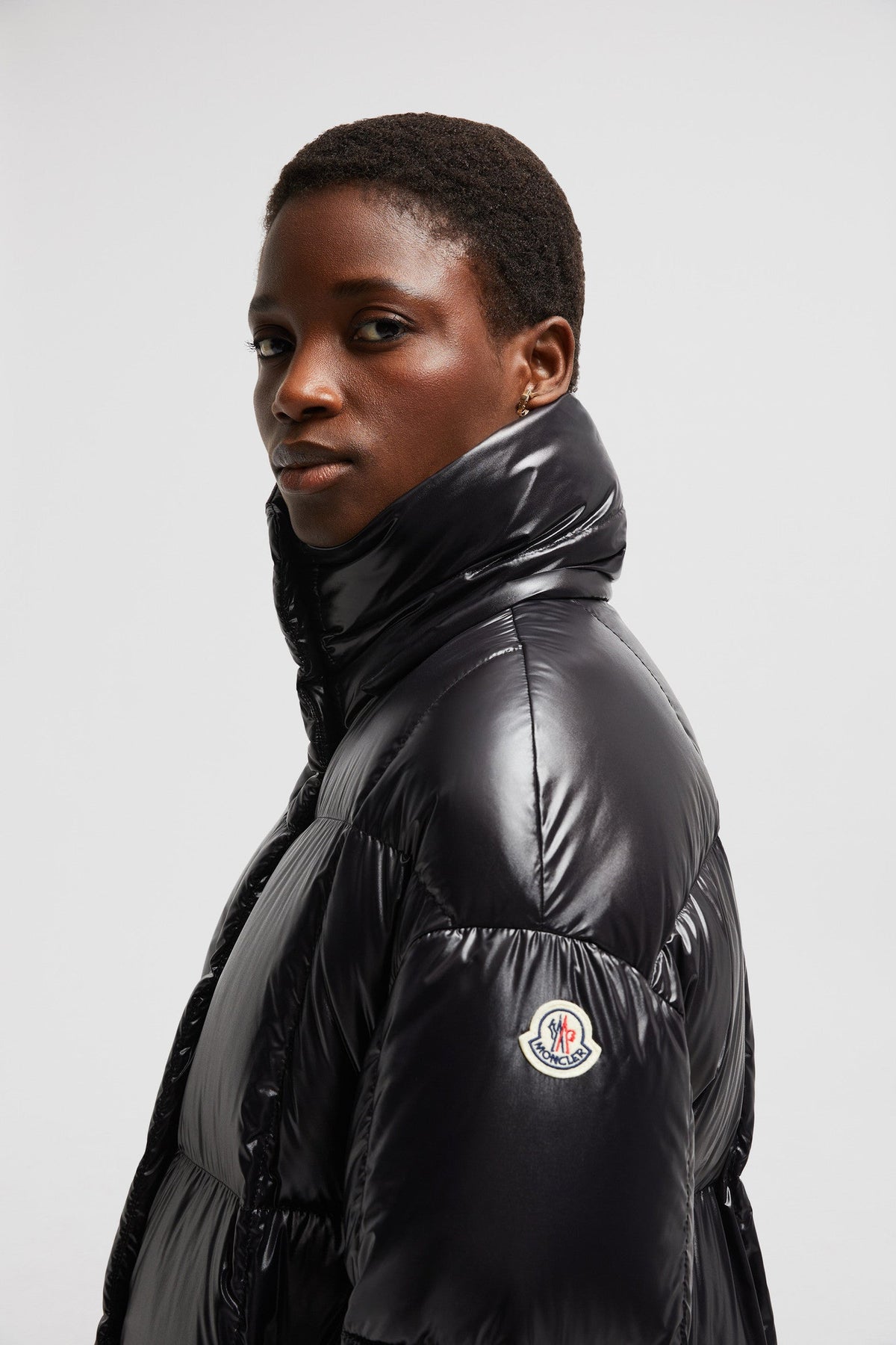 Parnaiba Long Down Jacket – the detachable hood and adjustable hems allow the fit to be customized, while – LUX VERSE Luxury Designer Fashion Outlet